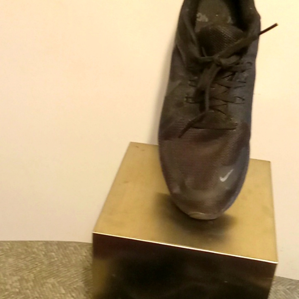 Men's Running Shoes